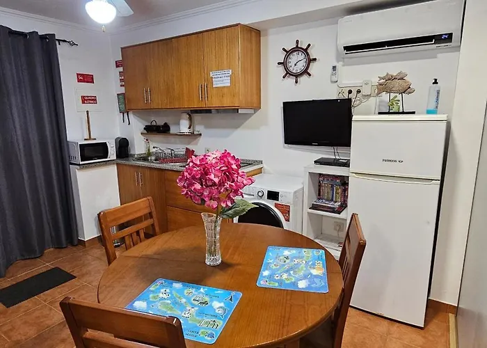 Marina De Sao Mateus * Angra do Heroismo